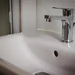 Tiny - Rustig - - In De - Sauna