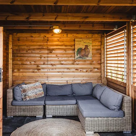 Tiny - Rustig - - In De - Sauna *