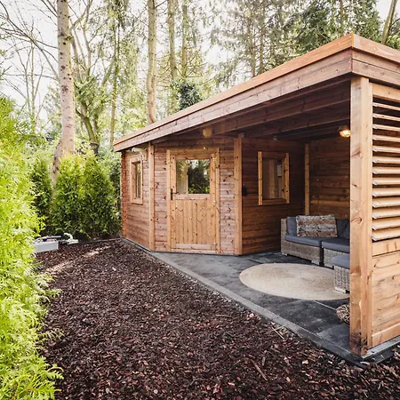 Tiny - Rustig - - In De - Sauna Putten