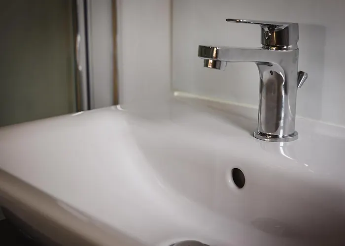 Tiny - Rustig - - In De - Sauna