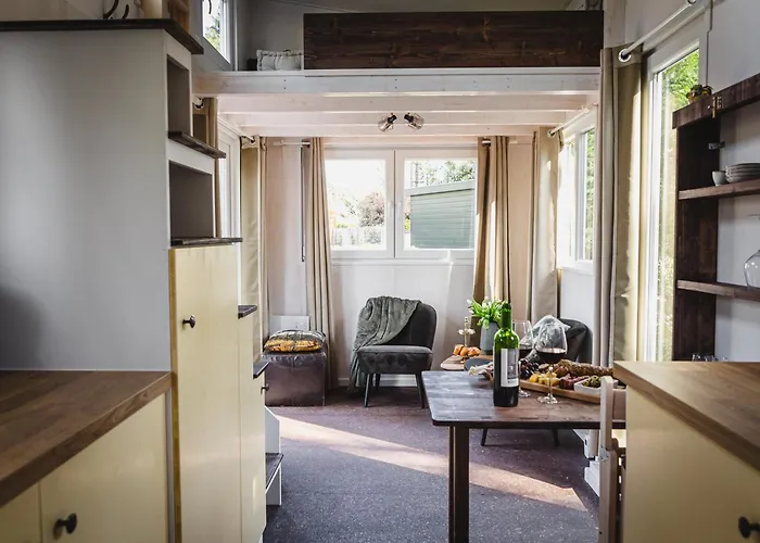 Tiny - Rustig - - In De - Sauna Putten