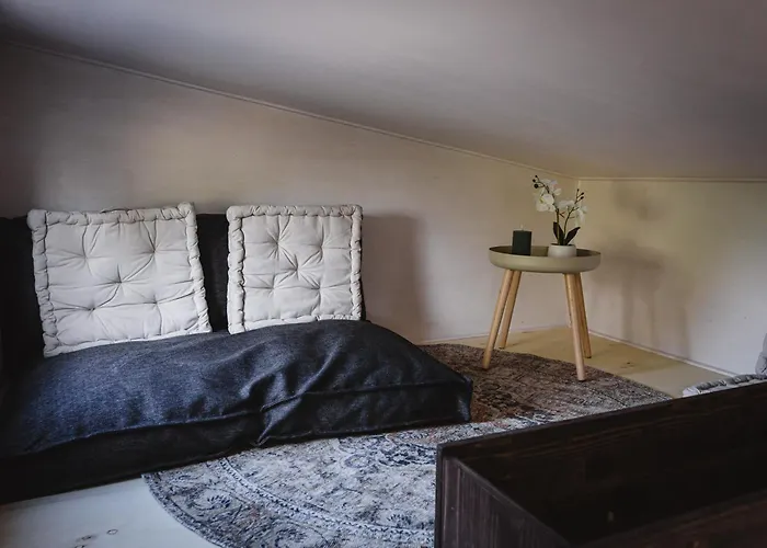 Tiny - Rustig - - In De - Sauna *